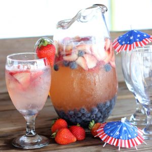 Independence-Day-Sangria-640x640