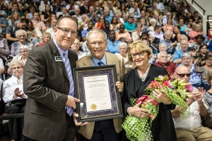 Grad17Spring-249